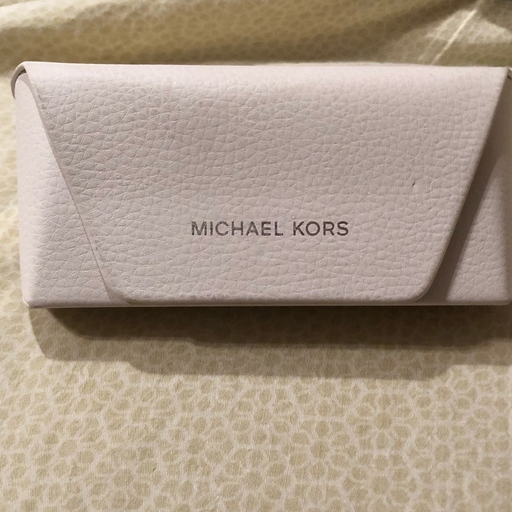 Michael kors glasses case